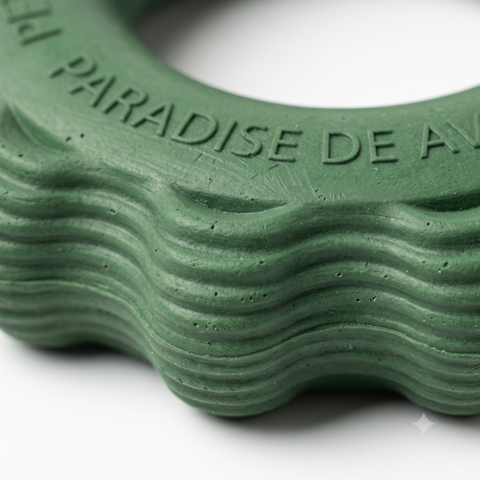 Paradise De Aves Pet Shop Wavy Ridged Green Ring Dog Chew Toy - Image 3